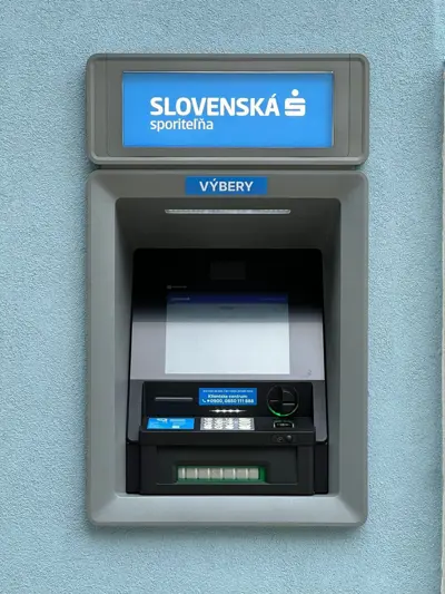 Bankomat Slovenskej sporiteľne na Malokarpatskom námestí