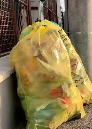 Najbližší zvoz plastu a papiera bude v pondelok 12. januára