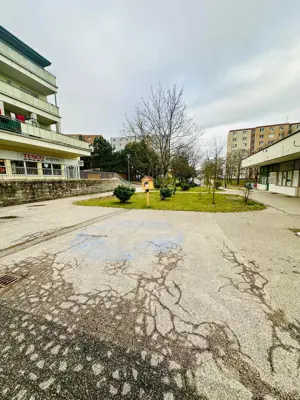 Revitalizácia ďalšej časti Malokarpatského námestia