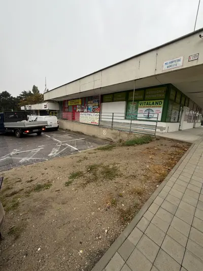 Revitalizácia ďalšej časti Malokarpatského námestia vstupuje do poslednej fázy